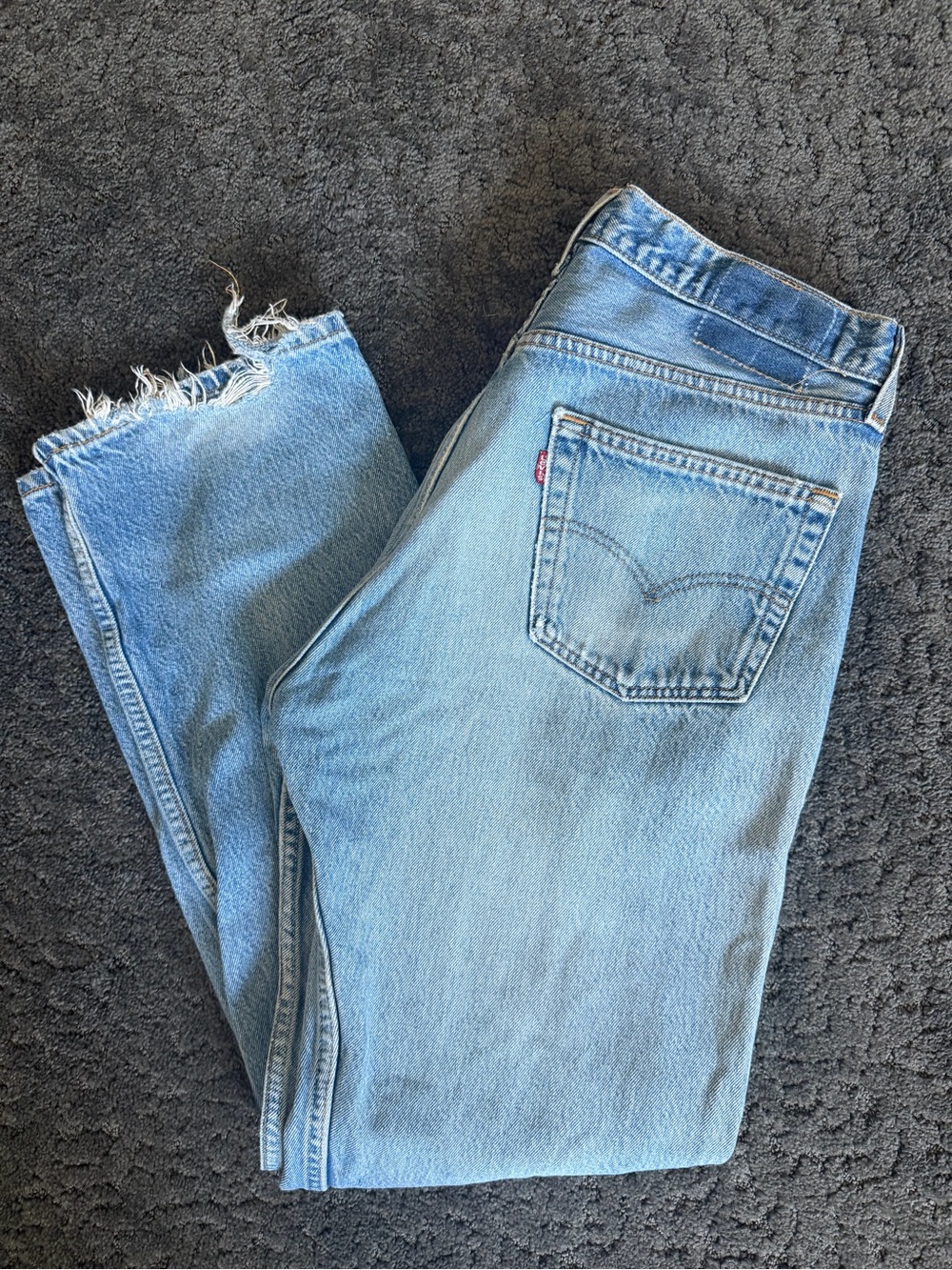 Levi's 501 Men’s Light Blue Raw-Hem Straight Jeans 36x34